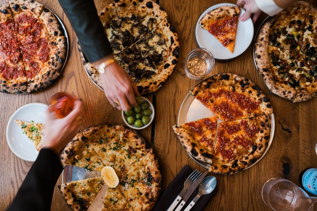 F & F Pizzeria, Pittsburgh Pizza